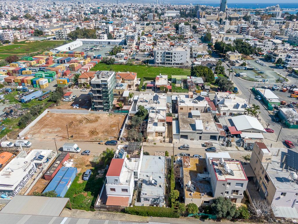 Detached house-Limassol Municipality-PR43417