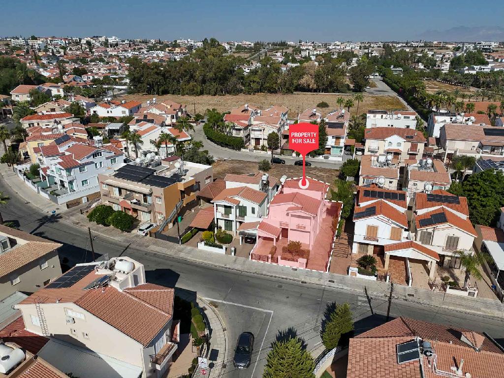 Semidetached house-Lakatameia-PR43574