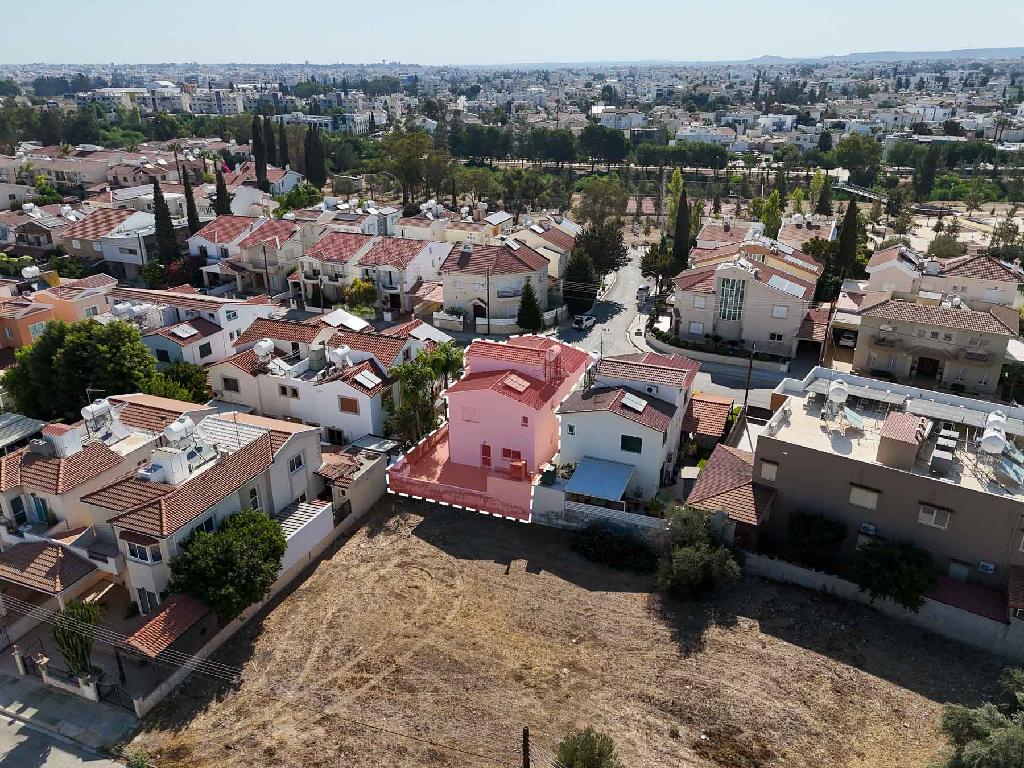 Semidetached house-Lakatameia-PR43574