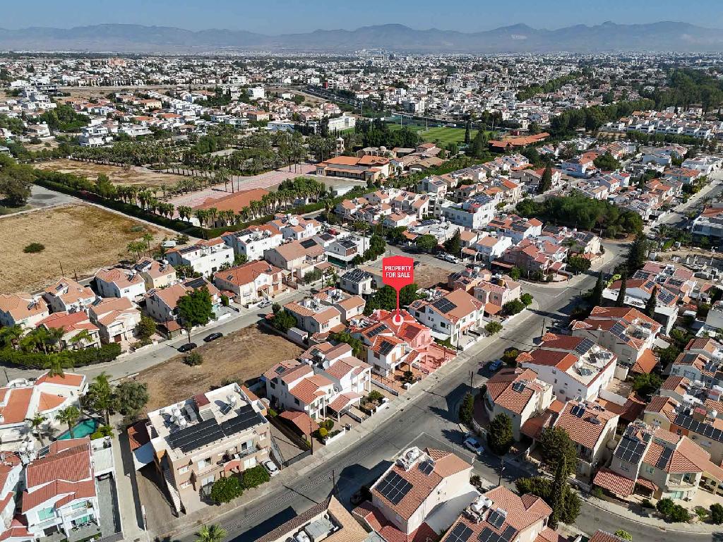 Semidetached house-Lakatameia-PR43574