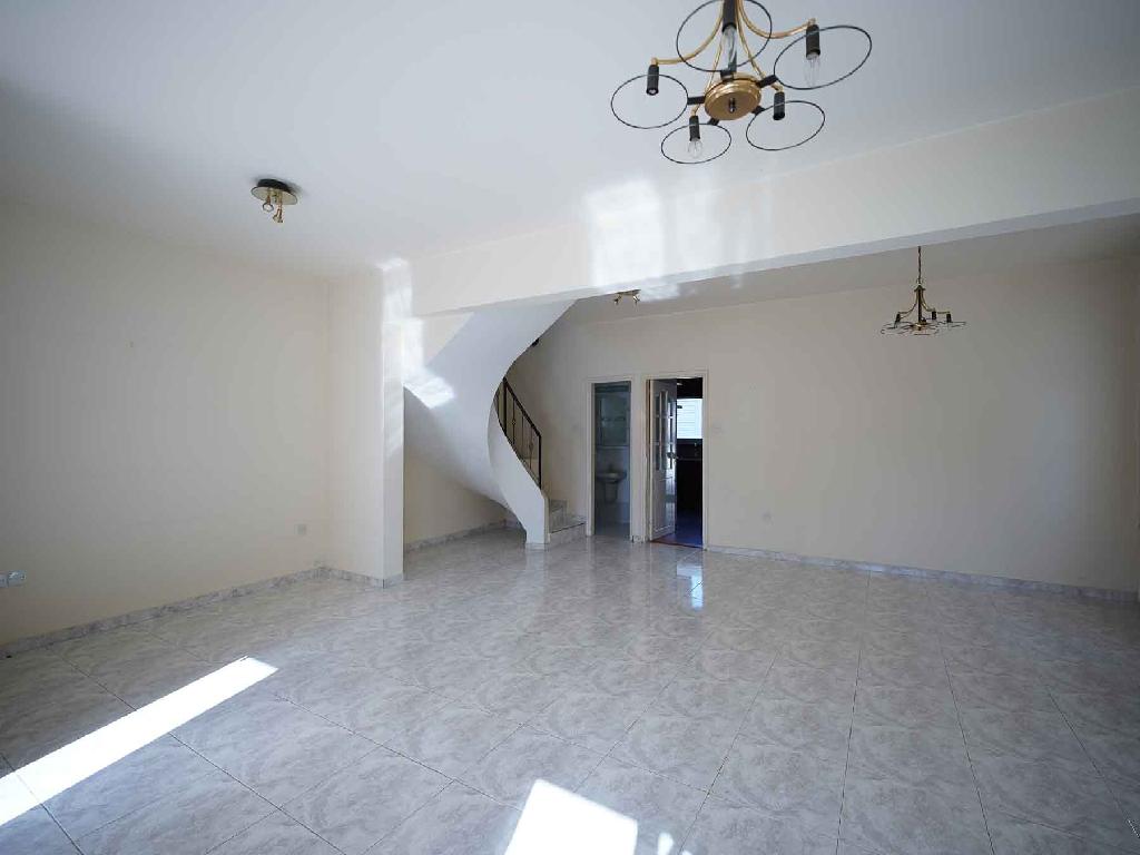 Semidetached house-Lakatameia-PR43574