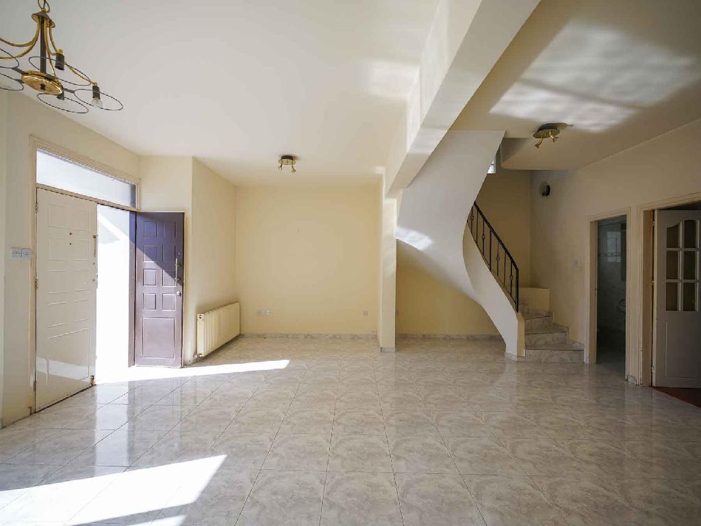 Semidetached house-Lakatameia-PR43574