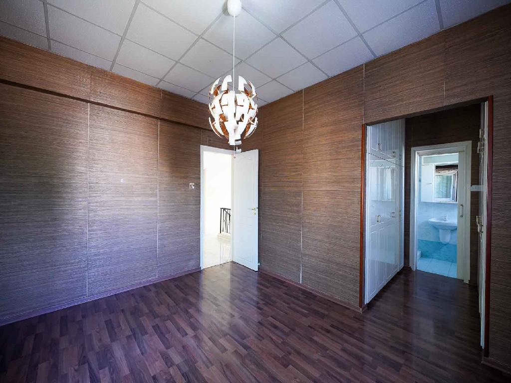 Semidetached house-Lakatameia-PR43574