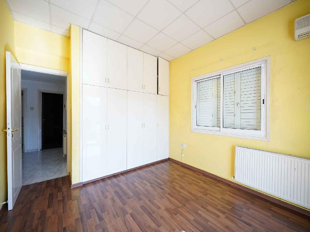 Semidetached house-Lakatameia-PR43574