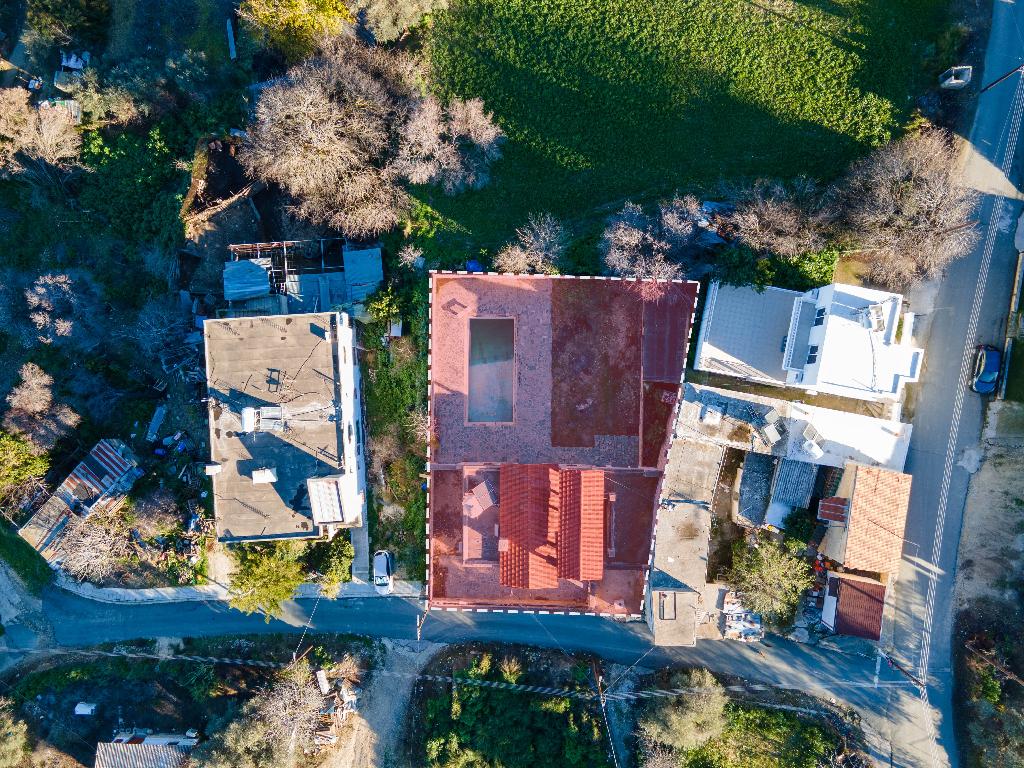 Detached house-Giolou-PR37028