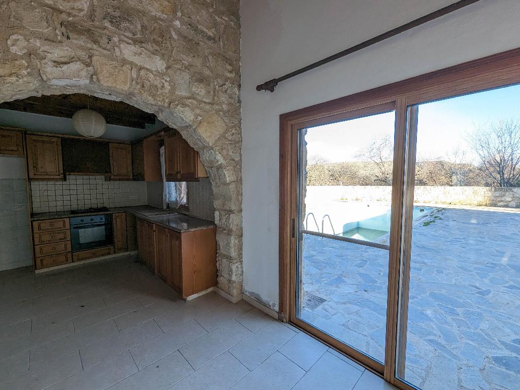 Detached house-Giolou-PR37028