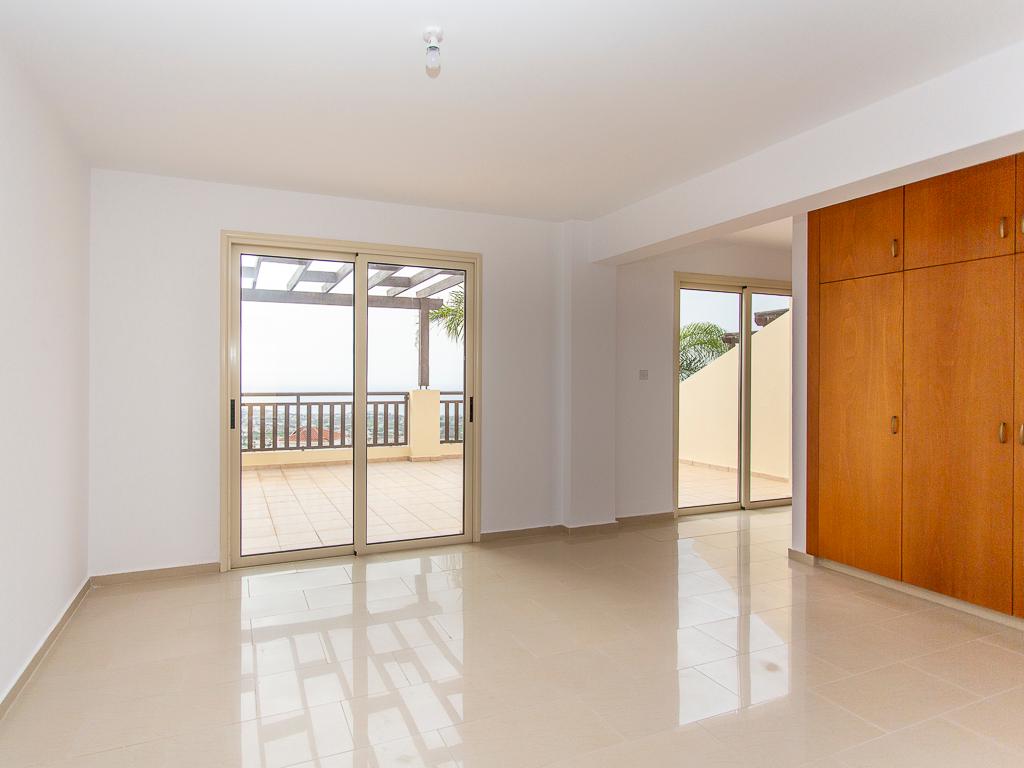 Studio-Pegeia-PR44568