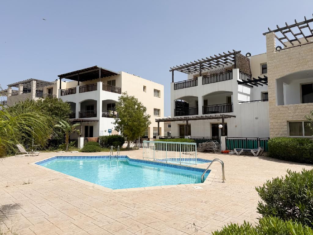 Flat-Paralimni-PR45006