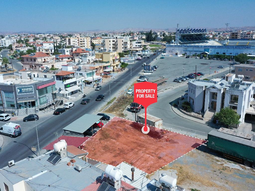 Plot - Agioi Anargyroi, Larnaca