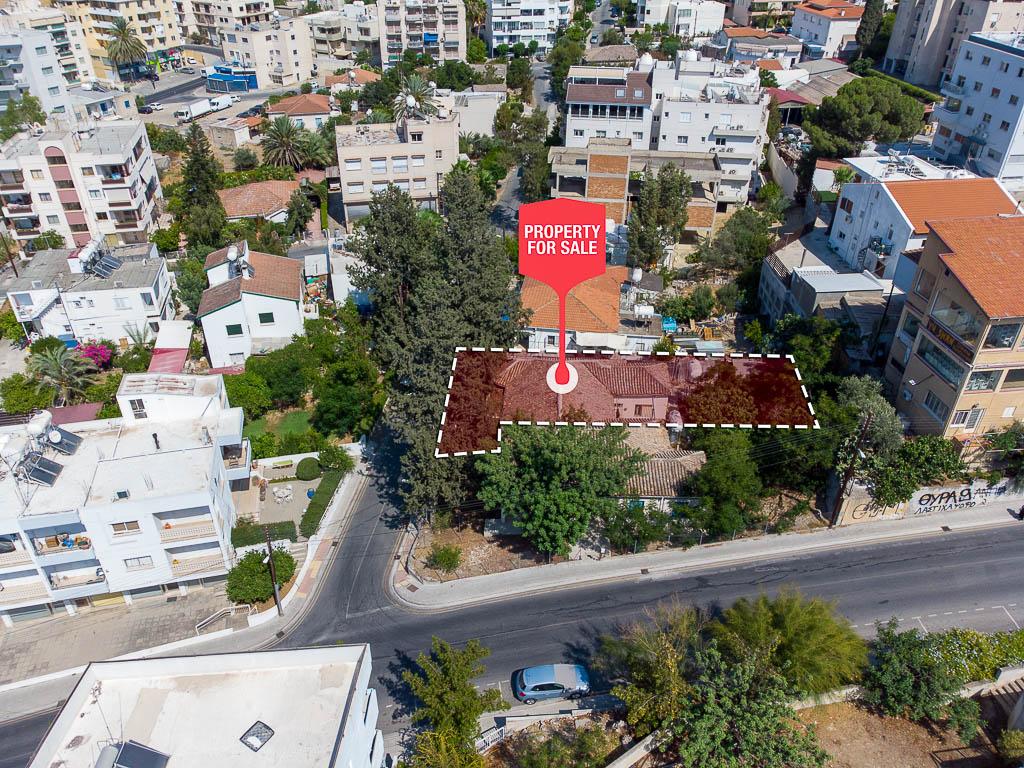 Plot-Nicosia Municipality-PR34031