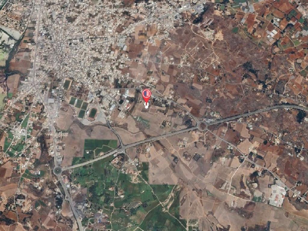 Field-Paralimni-PR39449