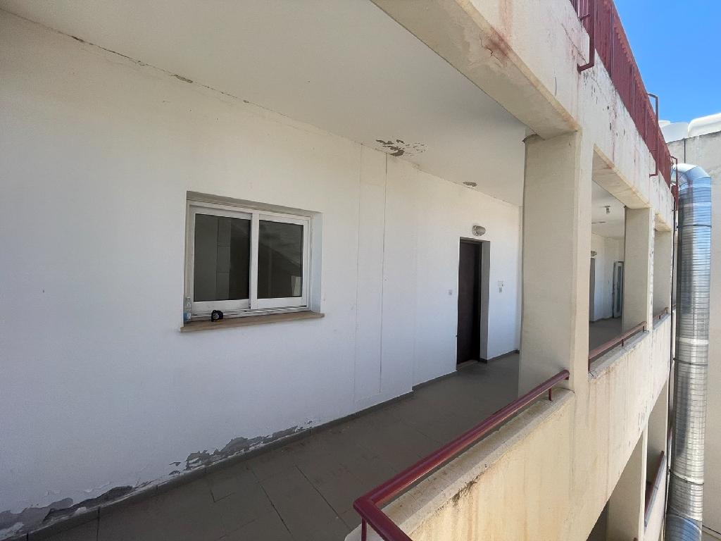 Γραφείο - Megaro Theocharis - Λακατάμεια, Λευκωσία