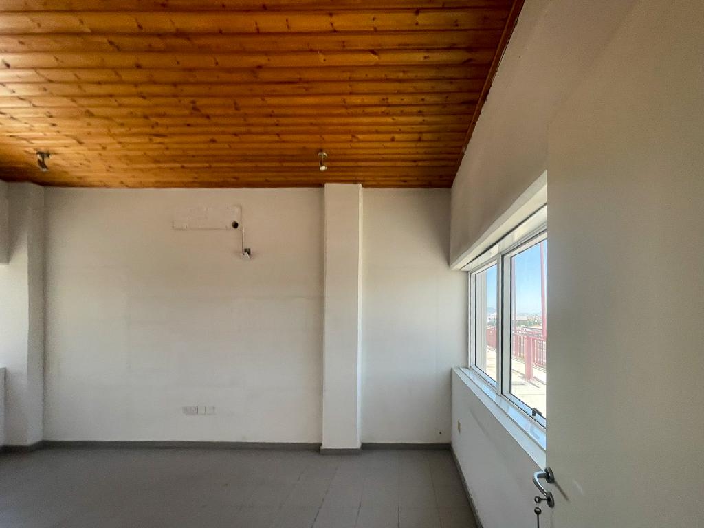 Γραφεία-Λακατάμια-PR40894