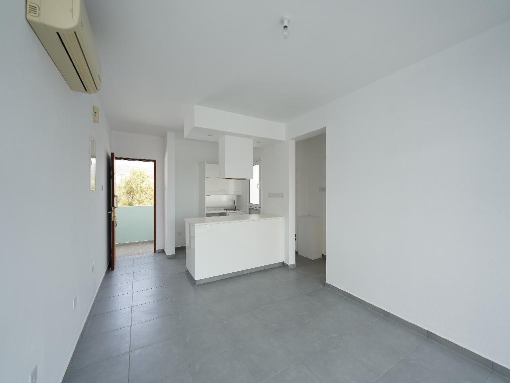 Flat-Pegeia-PR41730