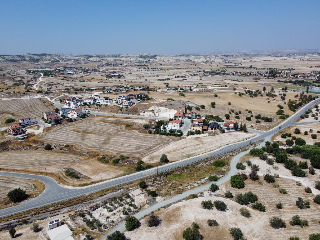 Field - Kalo Chorio, Larnaca