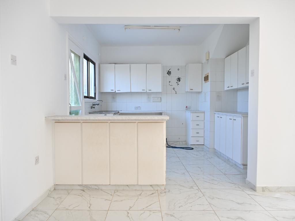 Detached house-Paralimni-PR44789