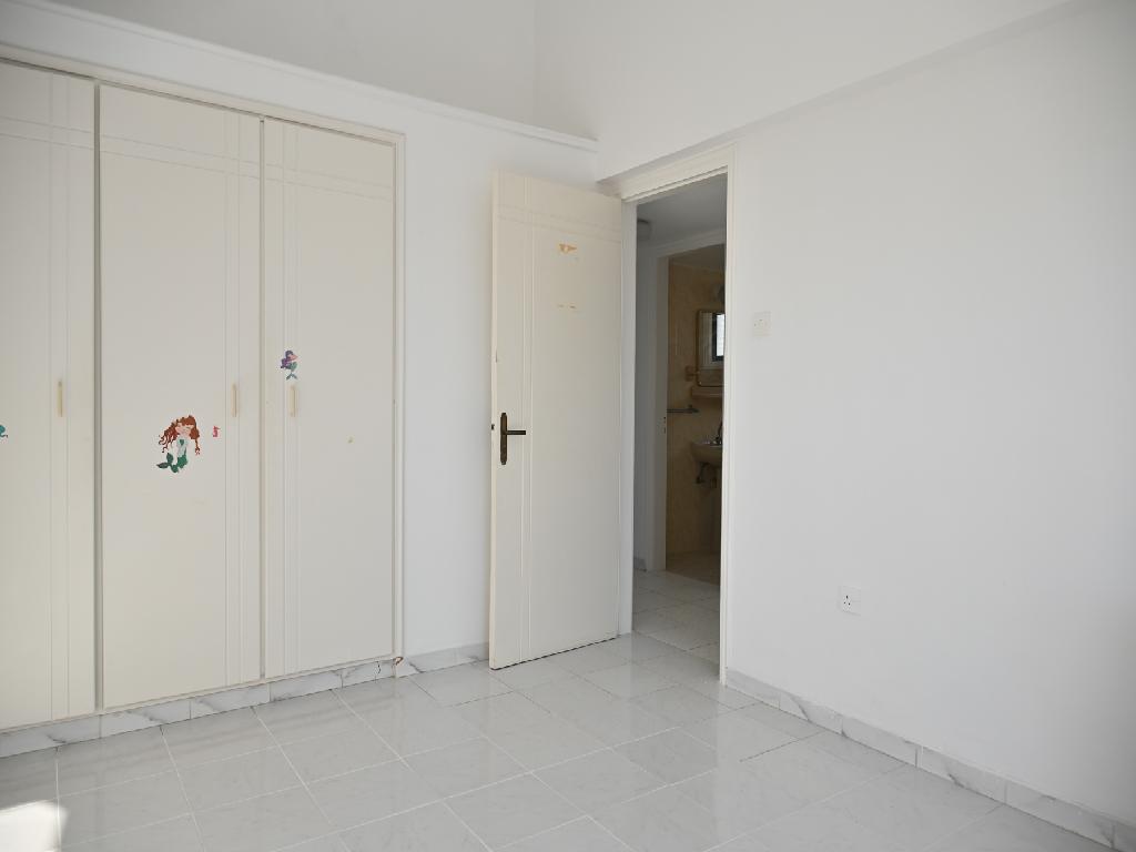 Detached house-Paralimni-PR44789