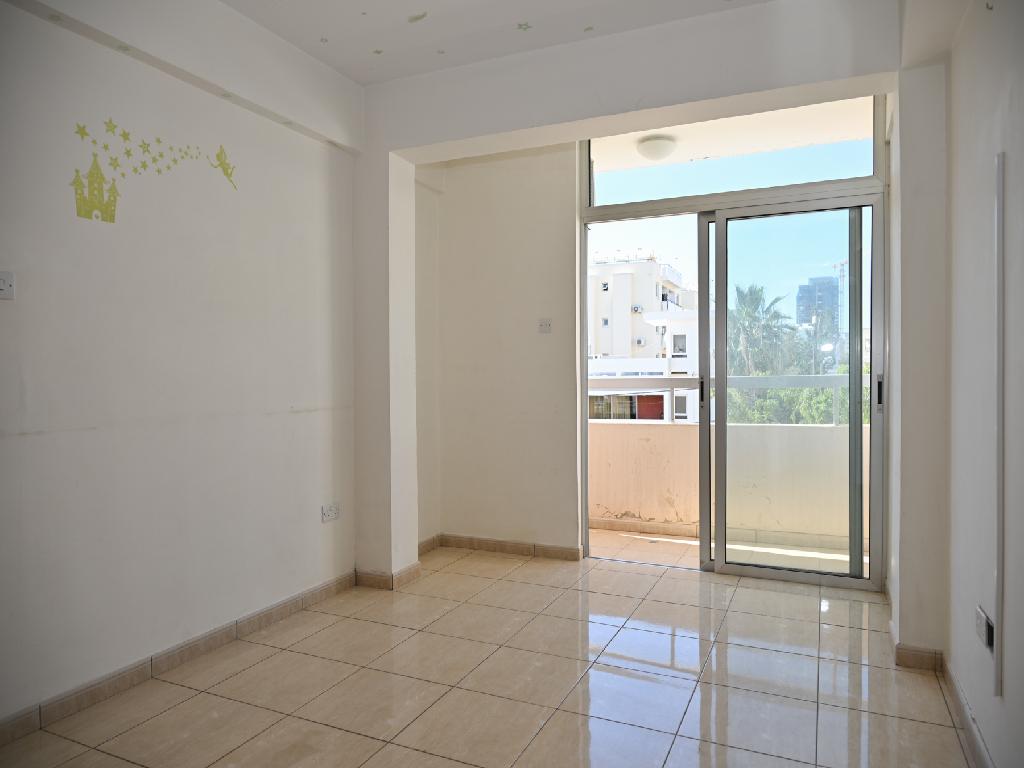Flat-Larnaca Municipality-PR45588