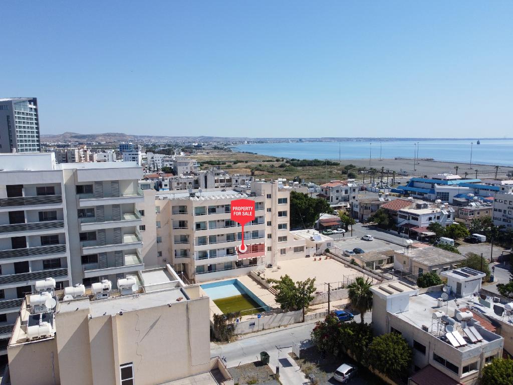 Flat - Marina Apartments - Chrysopolitissa, Larnaca