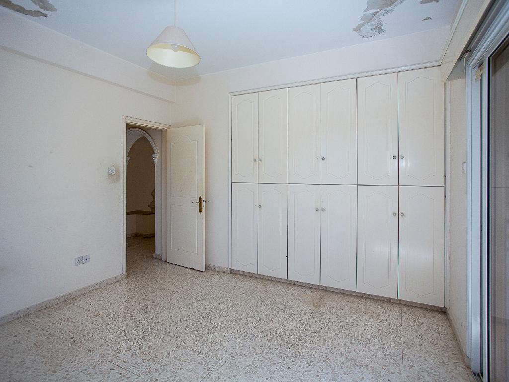 Detached house-Empa-PR46320