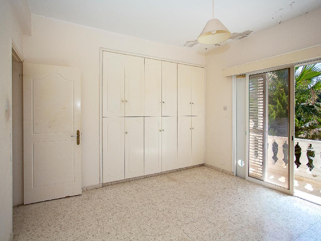 Detached house-Empa-PR46320