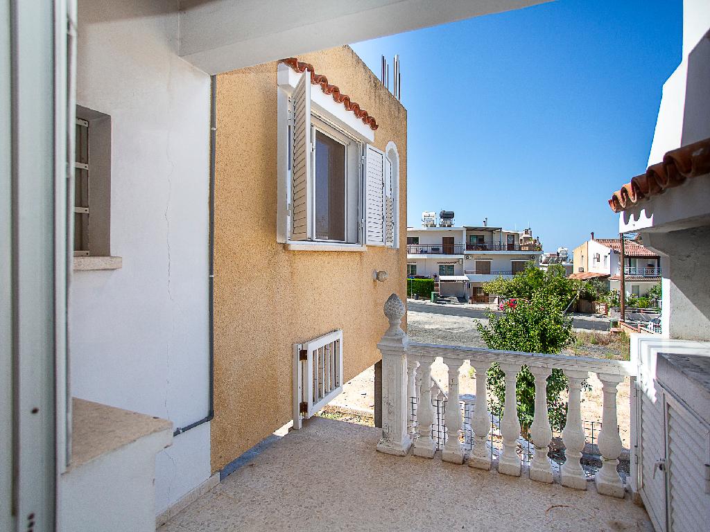 Detached house-Empa-PR46320
