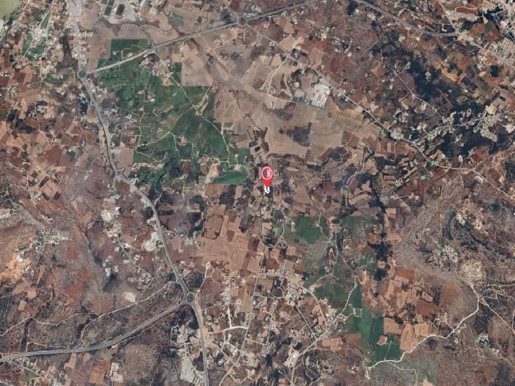 Field-Paralimni-PR39448