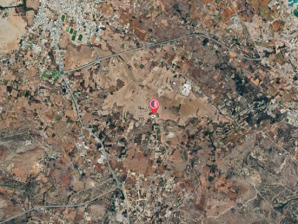Field-Paralimni-PR41378
