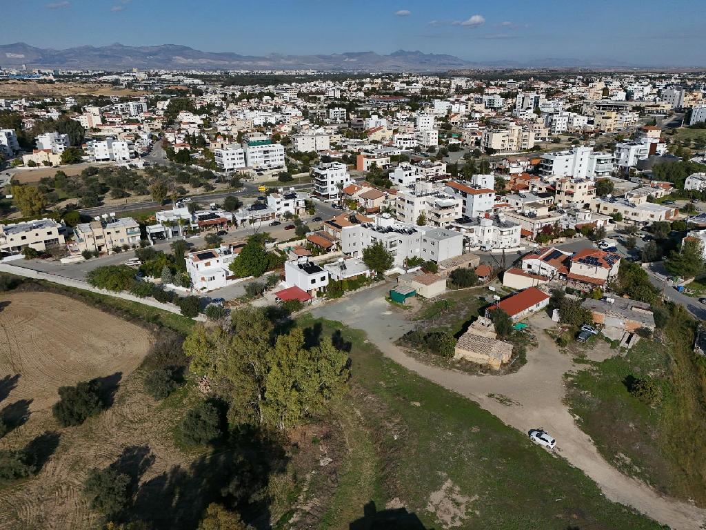 Field - Latsia, Nicosia
