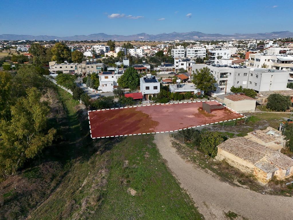 Field - Latsia, Nicosia