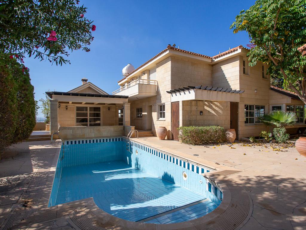 Πολυτελής Διώροφη Κατοικία - Αγία Φύλαξις, Λεμεσός