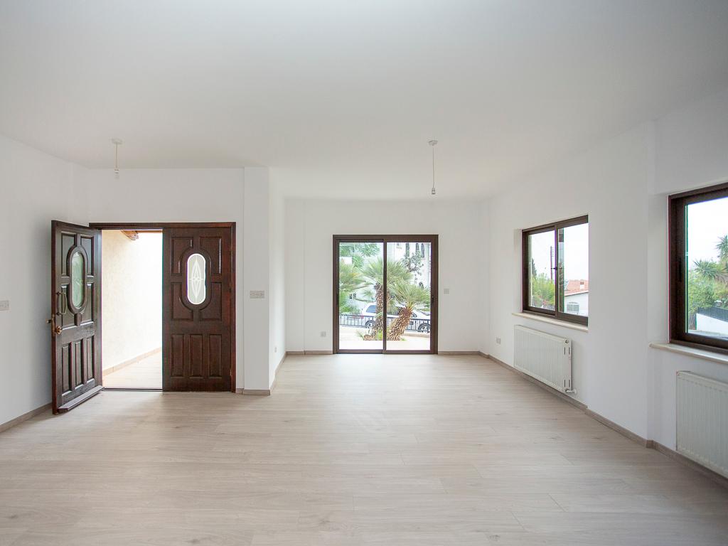 Semidetached house-Erimi-PR42155