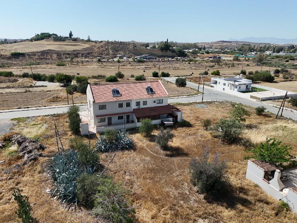 Incomplete House - Psimolofou, Nicosia