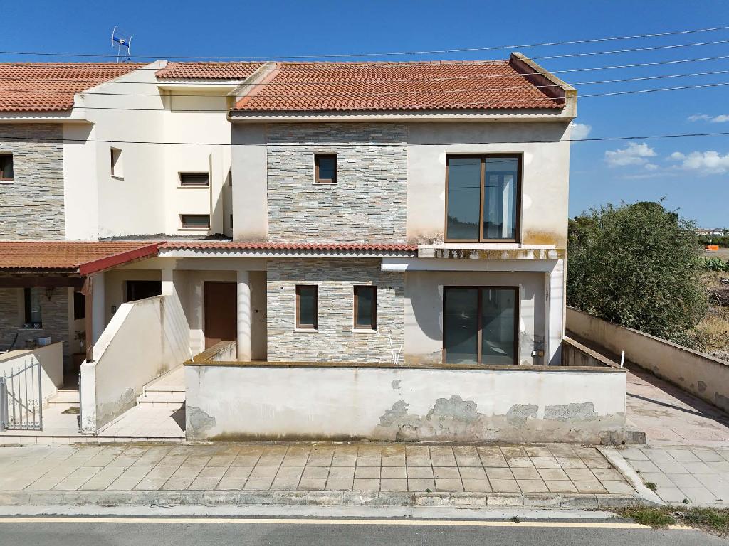 Incomplete House - Psimolofou, Nicosia