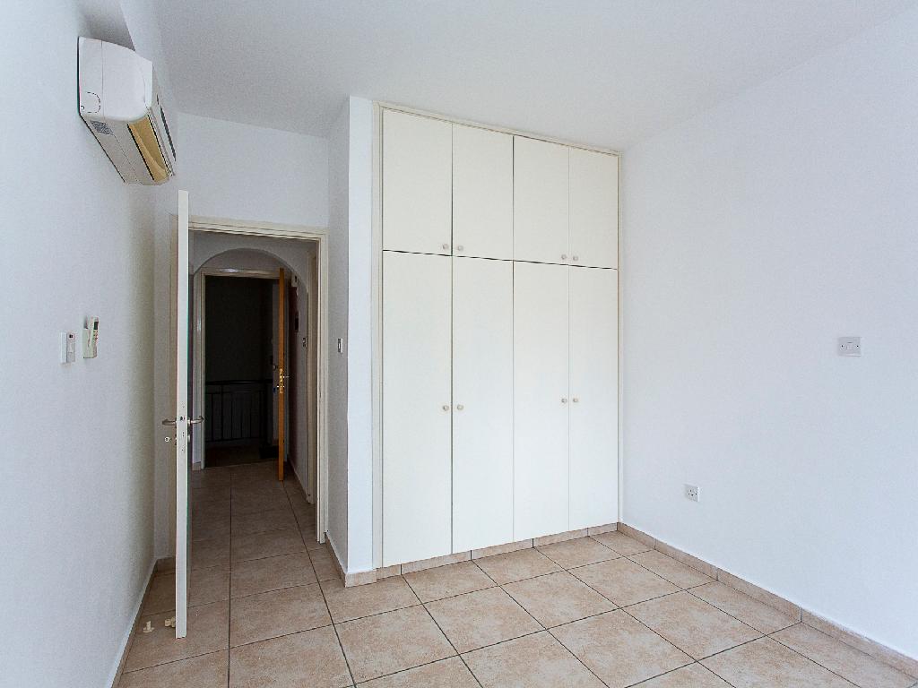 Flat-Pegeia-PR45490