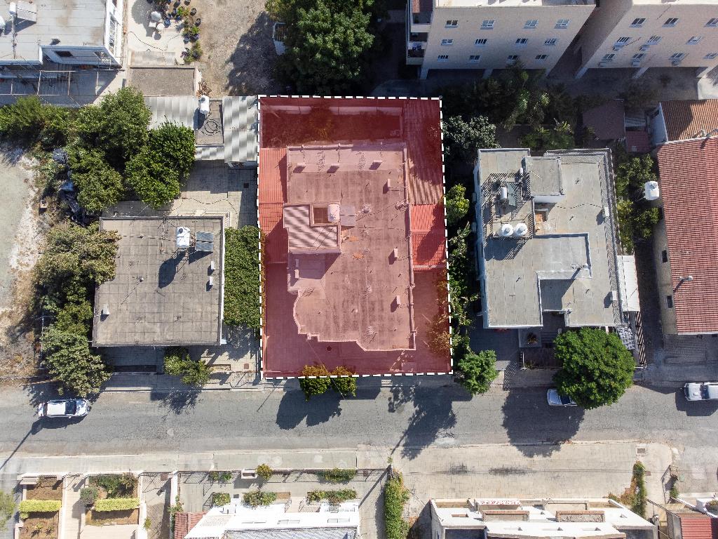 Detached house-Nicosia Municipality-PR37548