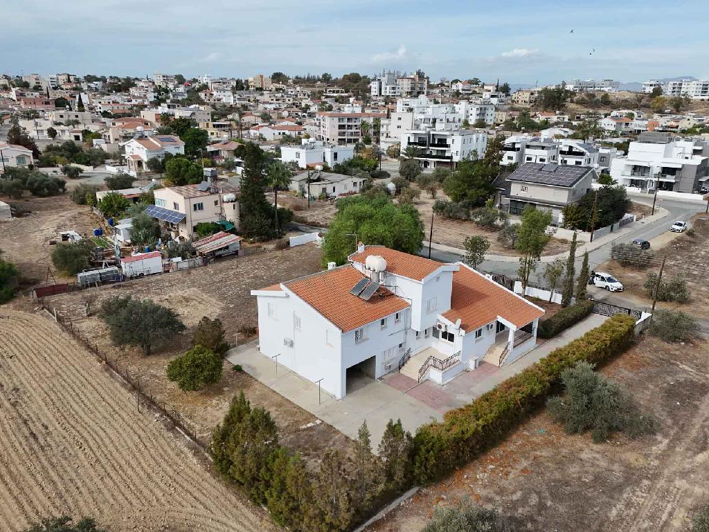 House - Geri, Nicosia