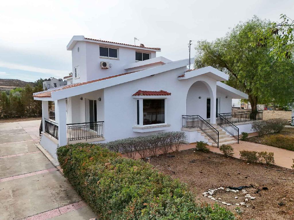 House - Geri, Nicosia