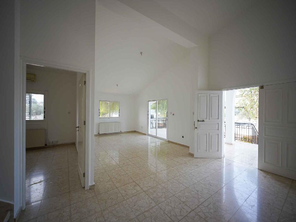 Detached house-Geri-PR42502