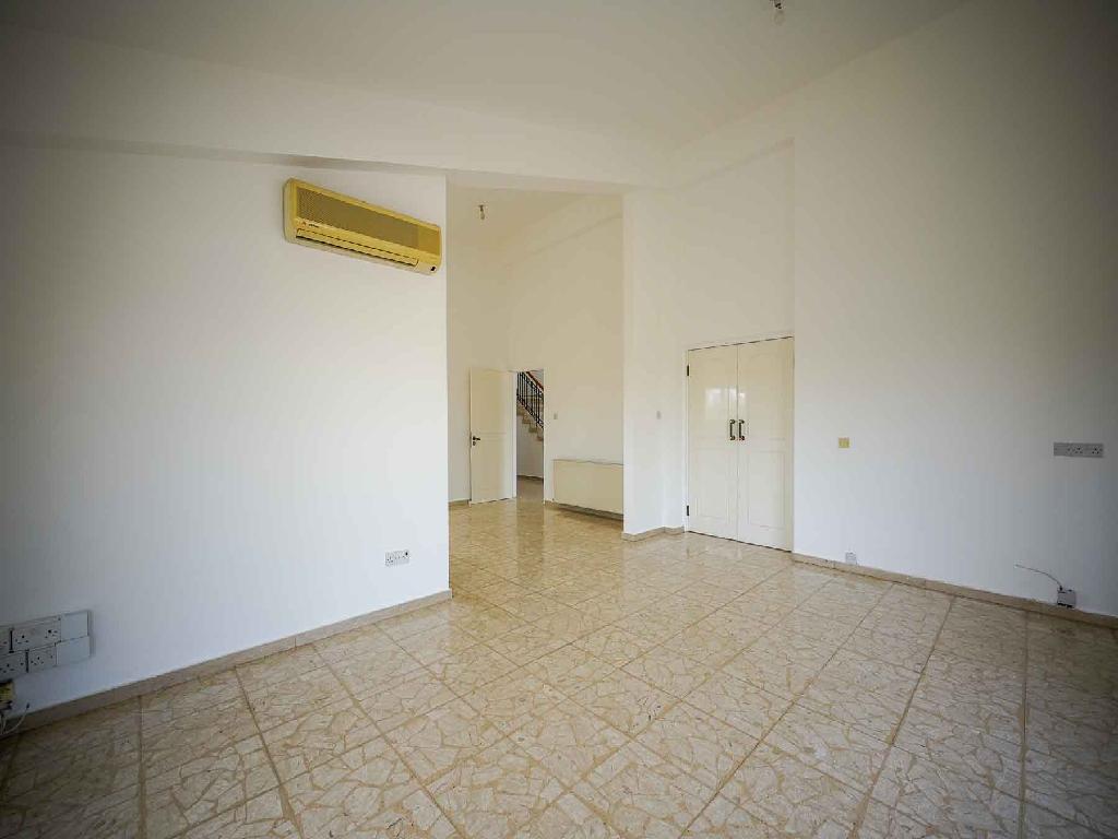 Detached house-Geri-PR42502