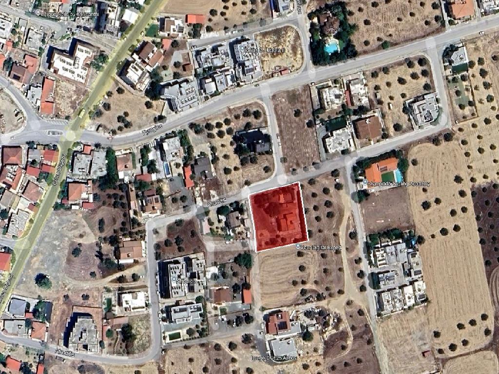 Detached house-Geri-PR42502