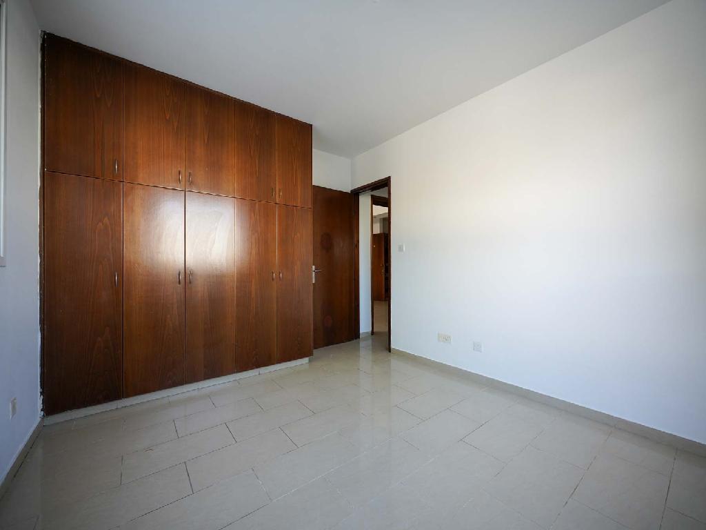 Flat-Latsia-PR39337