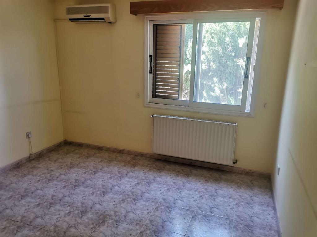 Detached house-Geroskipou-PR42063