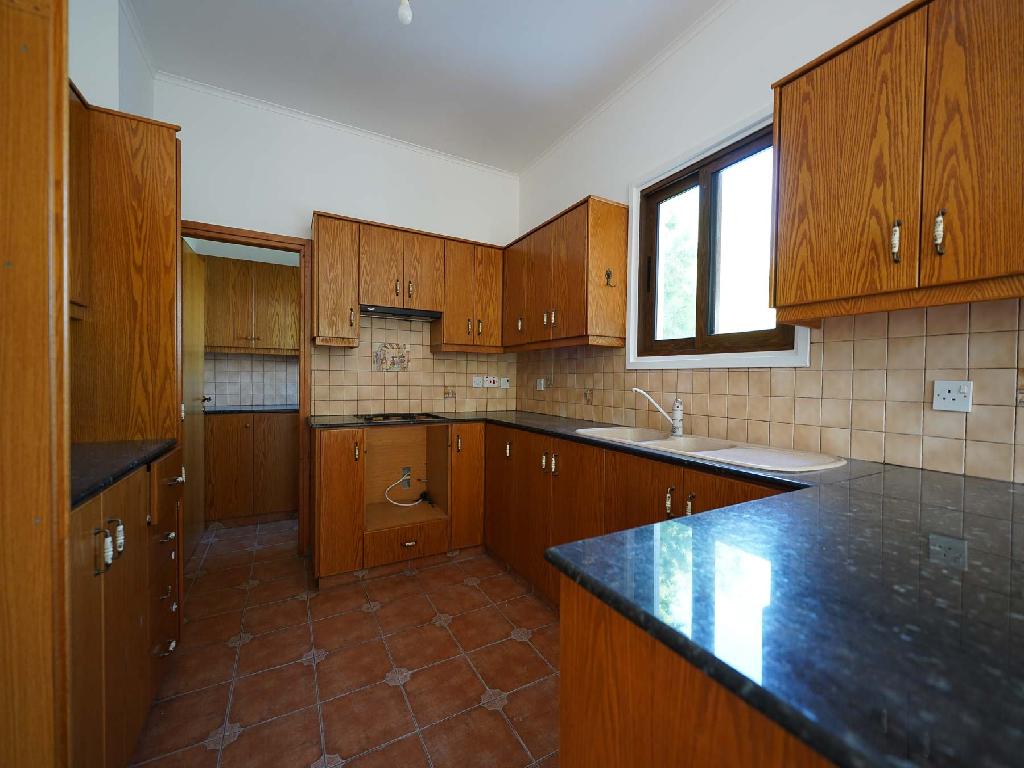 Detached house-Ergates-PR43618