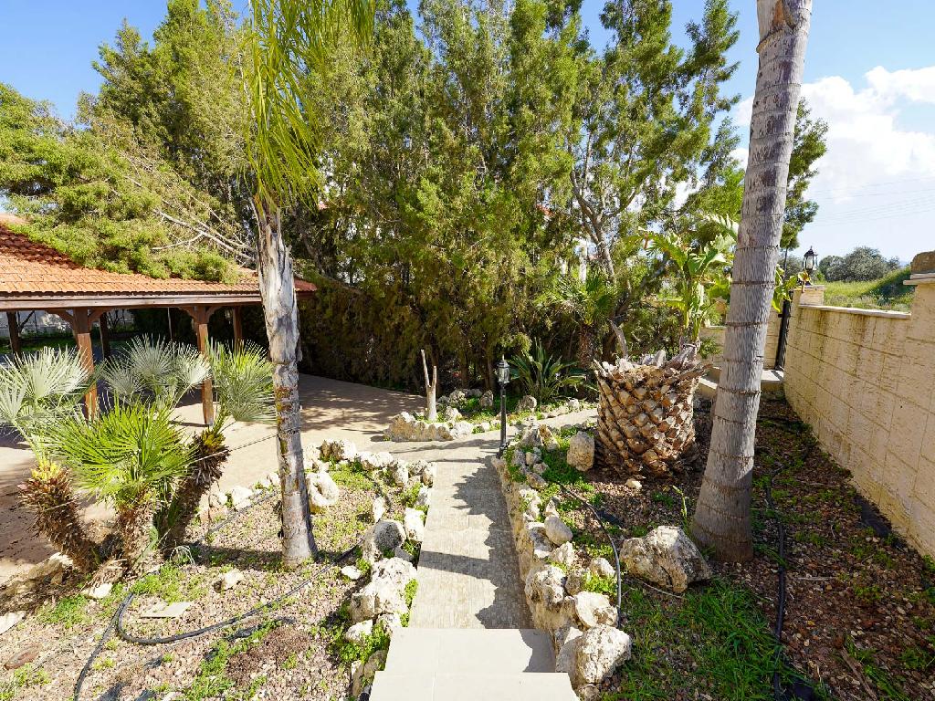 Detached house-Ergates-PR43618