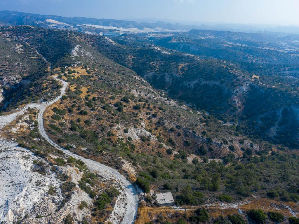 Field - Pentakomo, Limassol
