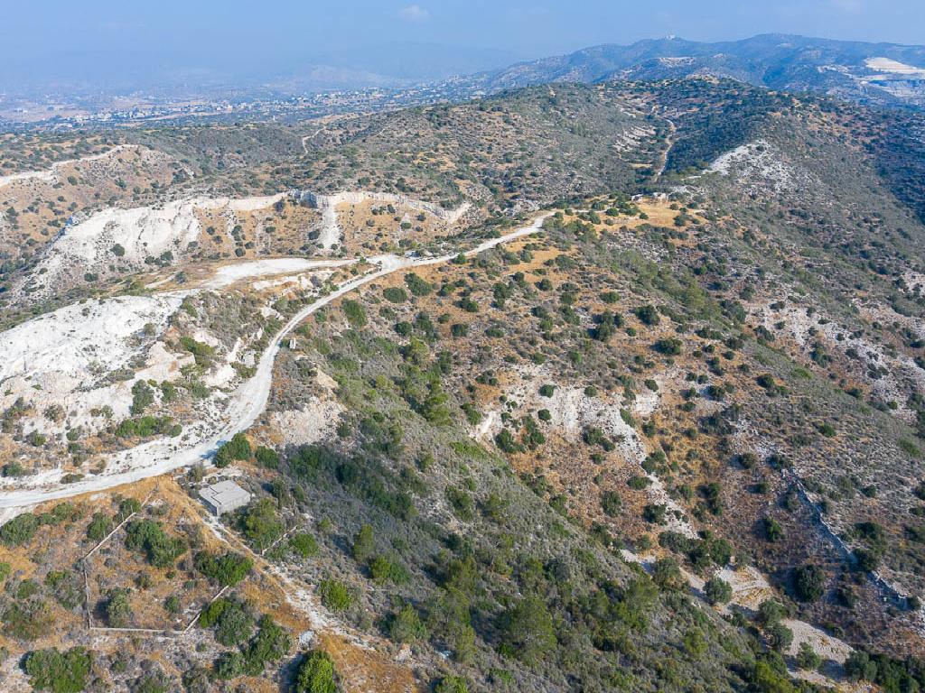 Field - Pentakomo, Limassol