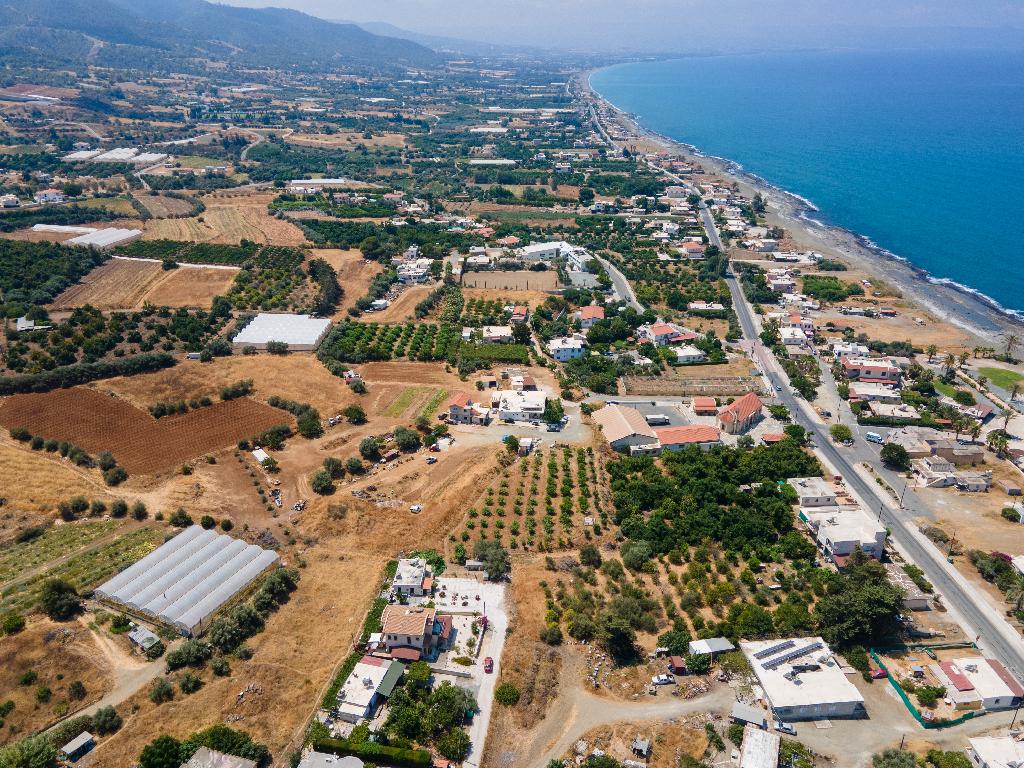 Field-Agia Marina (Chrysohous)-PR35786