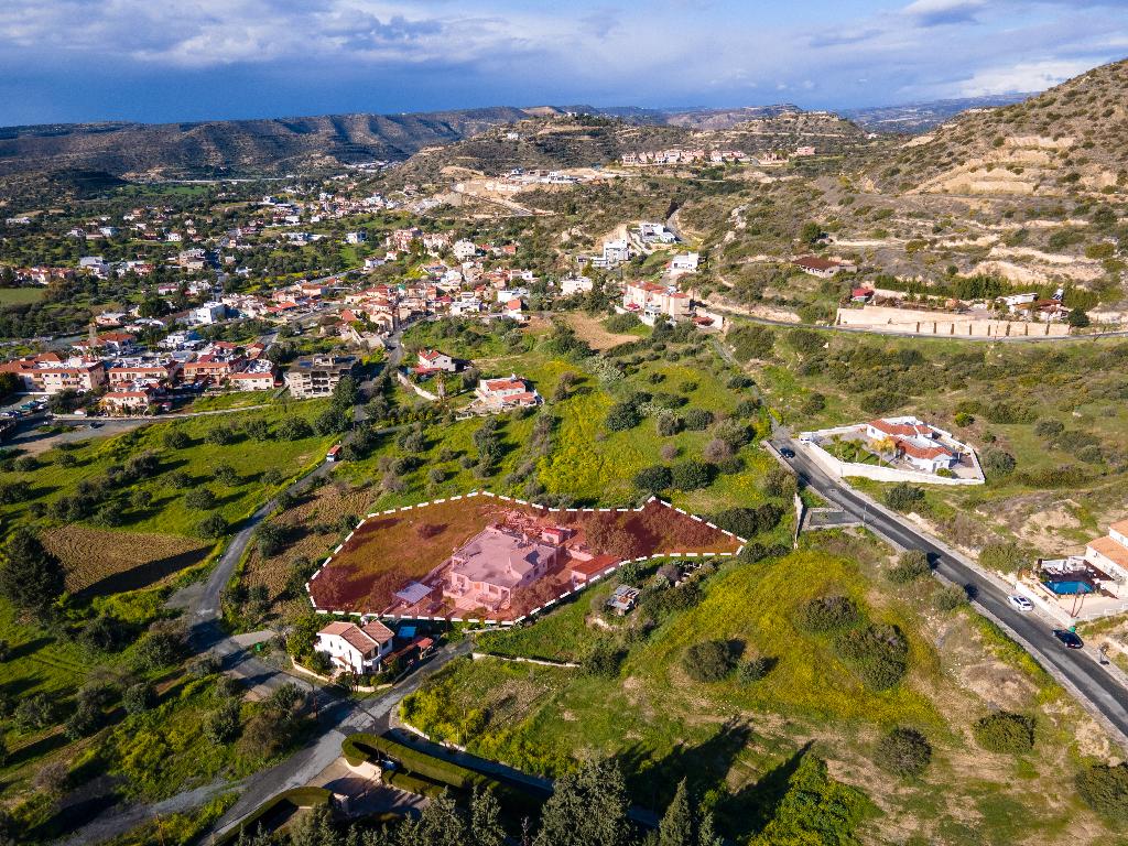 Detached house-Palodeia-PR37194