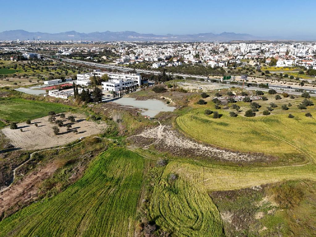 Field - Latsia, Nicosia